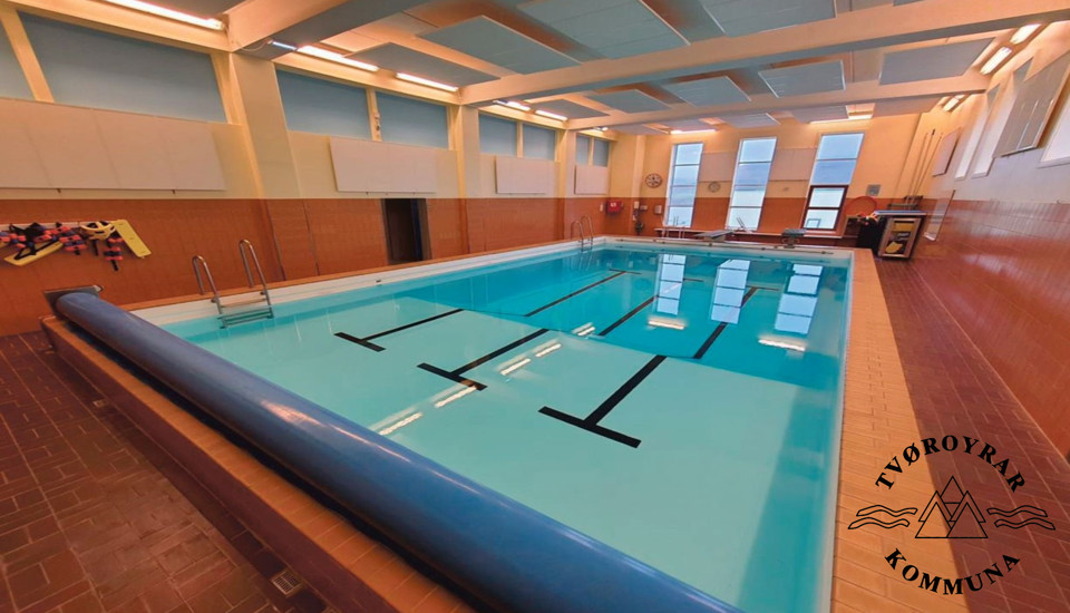 Svimjihylurin í Tvøroyrar skúla stongdur í tríggjar vikur