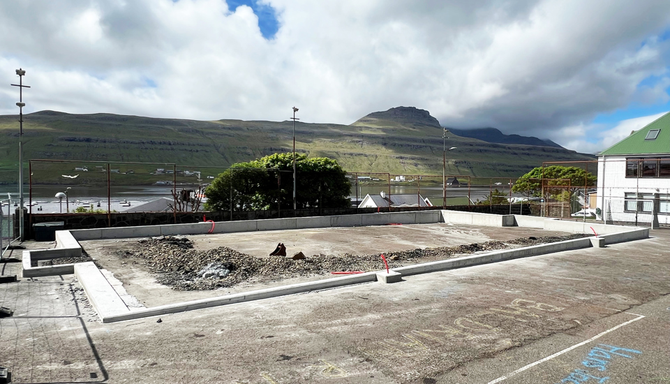 SPARKIVØLLUR Í SKÚLAGARÐINUM